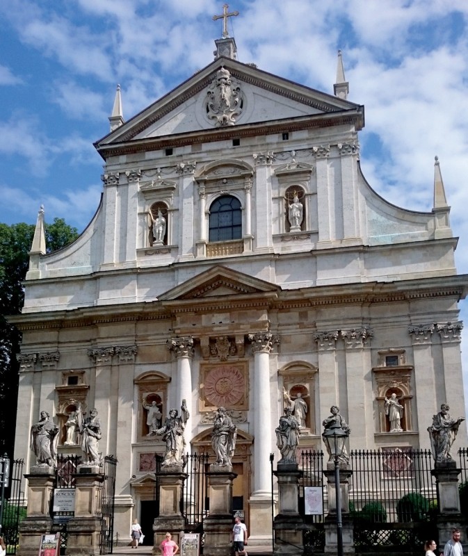 Fot. 4. Kościół pw. św. św. Piotra i Pawła po konserwacji elewacji.