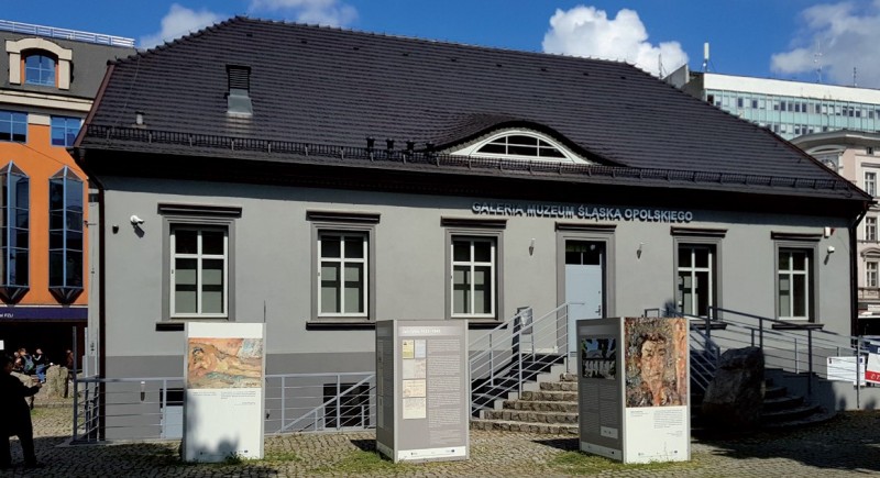 Fot. 1. Widok
zabytkowego budynku
galerii sztuki w Opolu.
Elewacja południowa